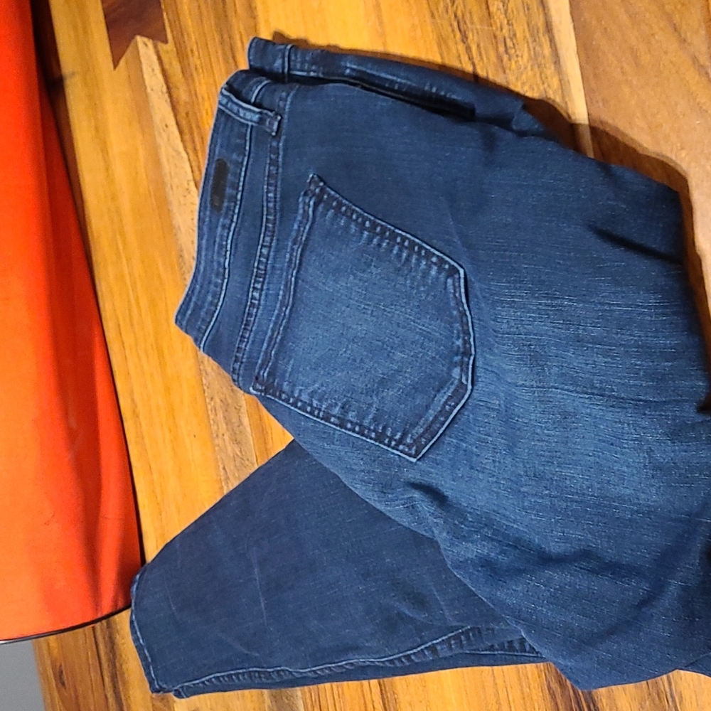 womans jeans